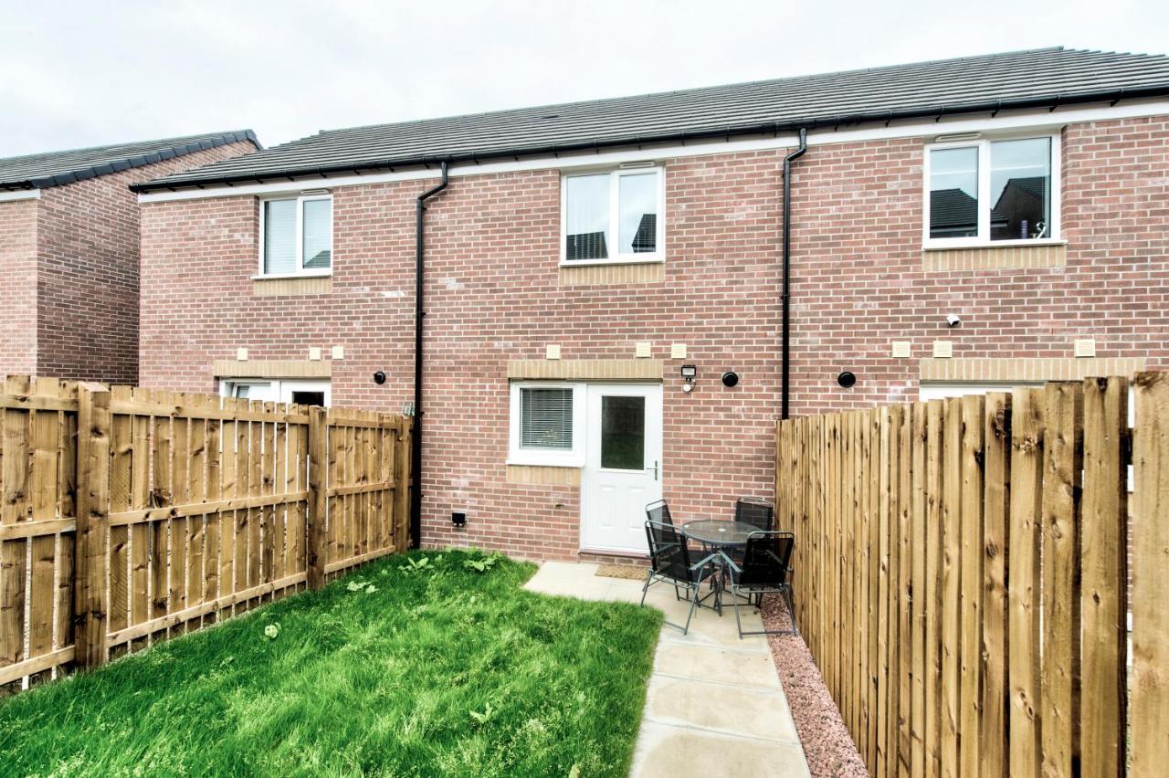2-Bedroom Holiday Home With Private Garden & Parking Edinburgh Exterior photo